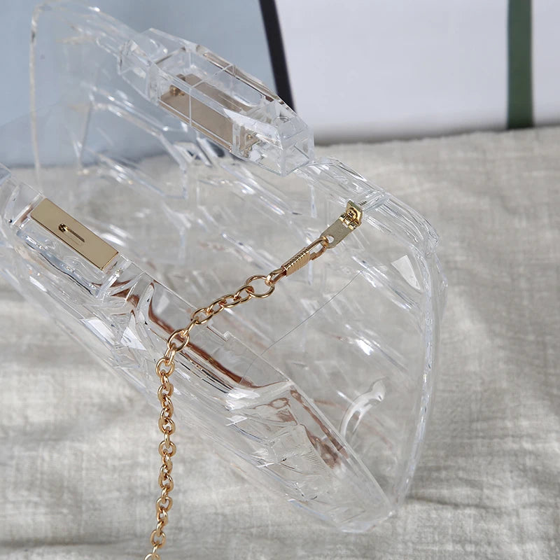 Sac à main transparent chic avant-garde