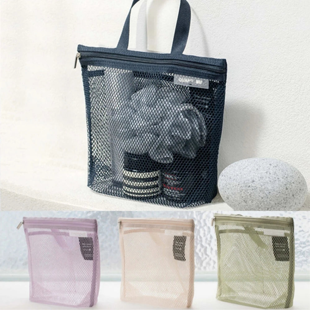 Trousse de toilette transparente suspendue